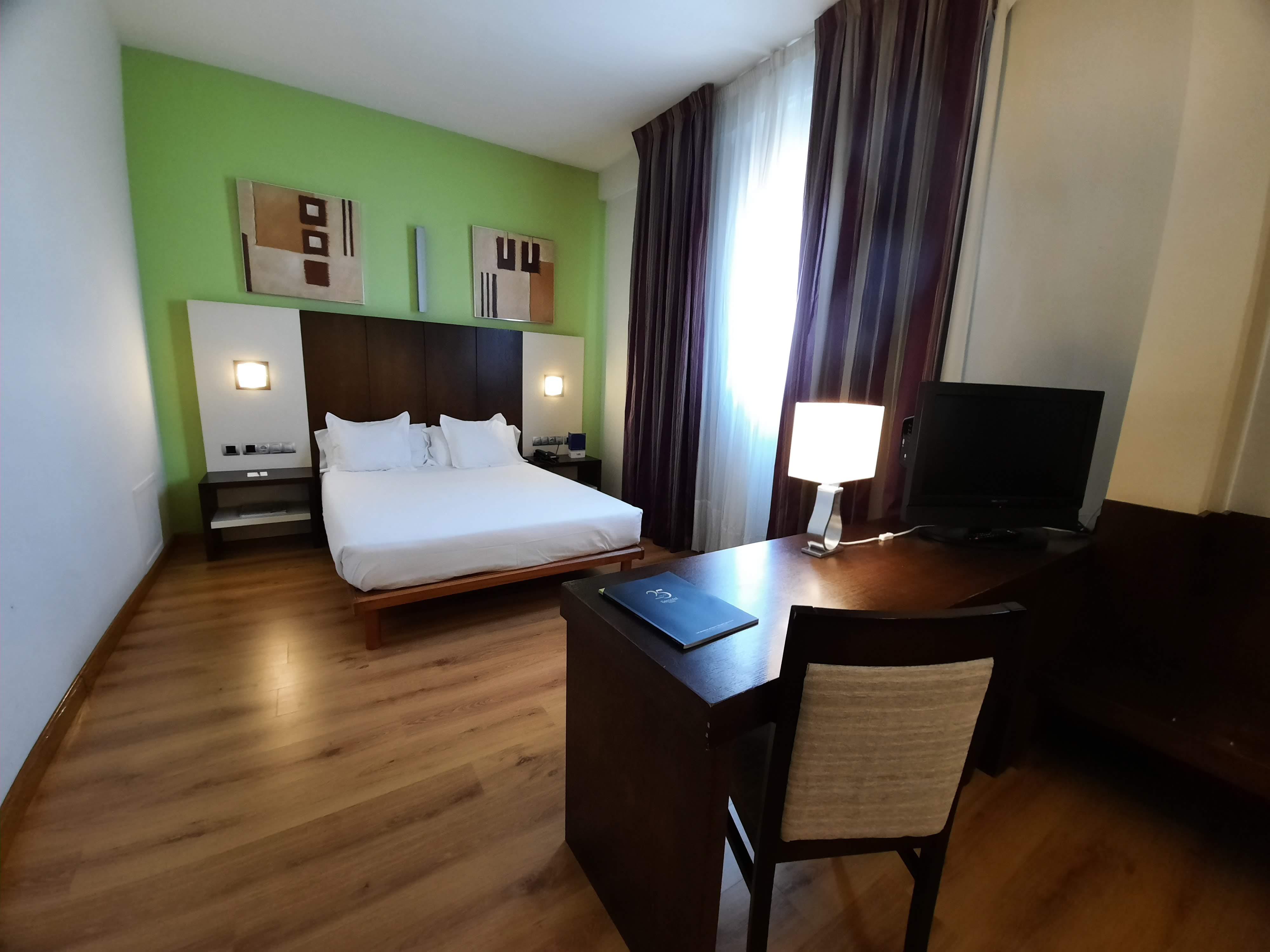 Hotel La Borona Gijon Exterior photo